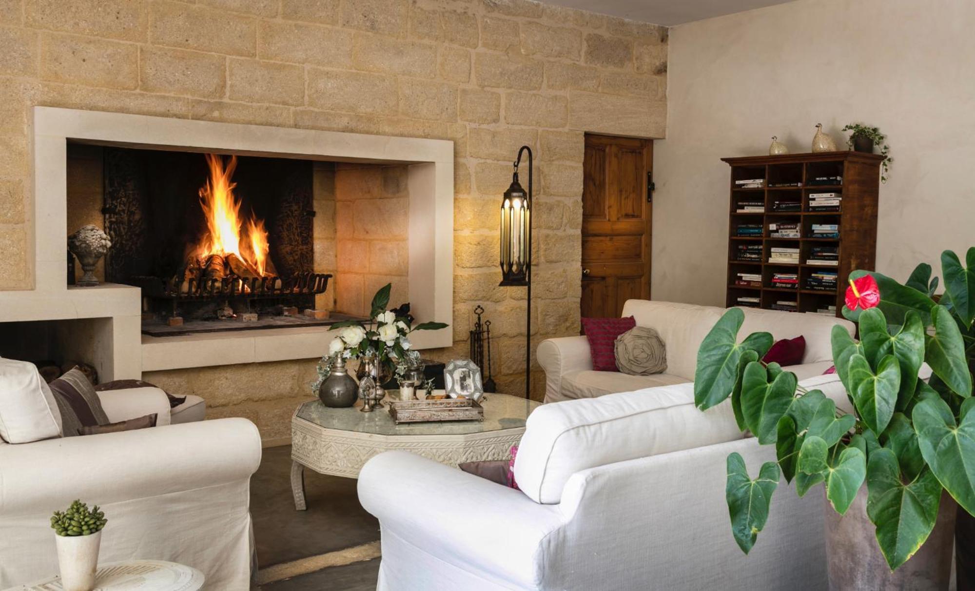 Chambres D'Hotes La Maison De Leonie Collias Kültér fotó